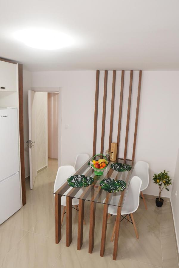 Apartments Manitovac M Nikšić Exterior foto